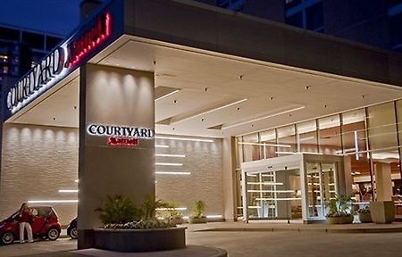 คอร์ตยาร์ด เชวี เชส Hotel เบเทสดา ภายนอก รูปภาพ